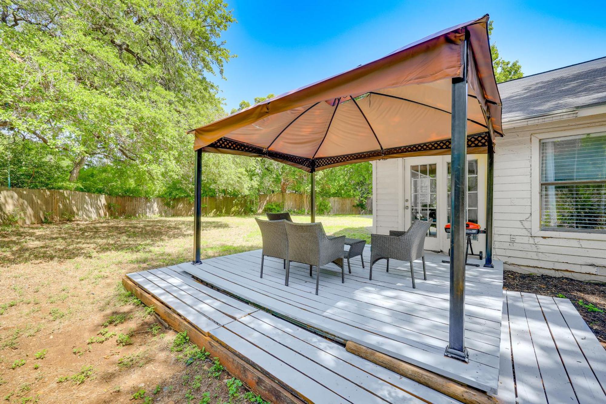 Spacious San Antonio Home Google Fiber, Game Room Exterior foto